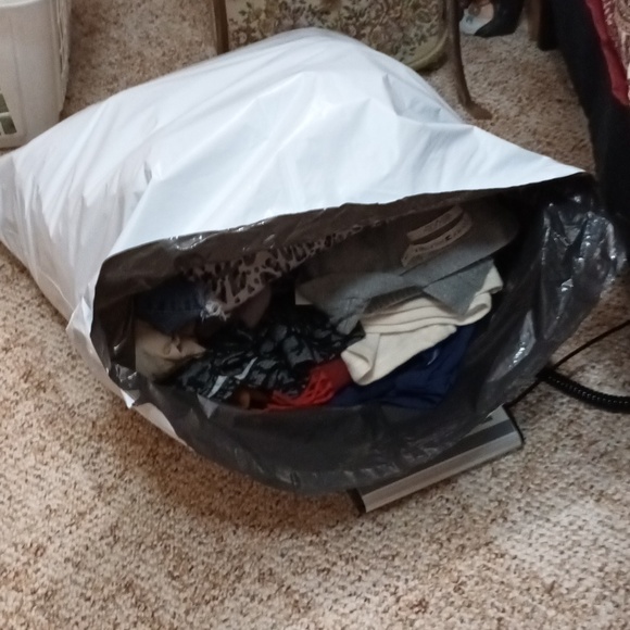 Women's mystery bag 5.75 kg LOTS OF CLOTHES Size Large Is The Mediums - Picture 4 of 12